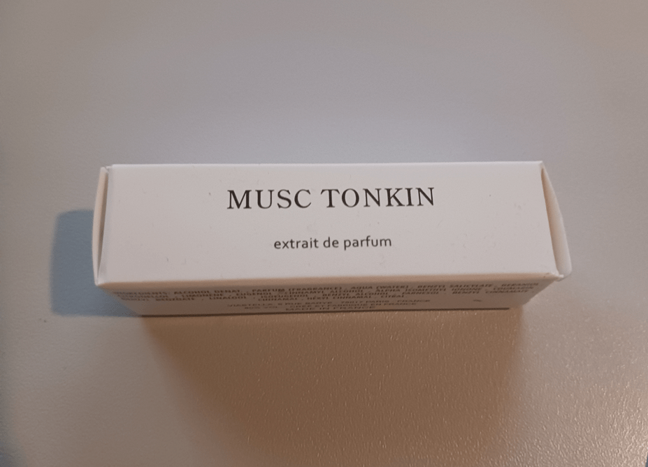 Musc Tonkin by Parfum d'Empire: An Intimate Dance of Musk